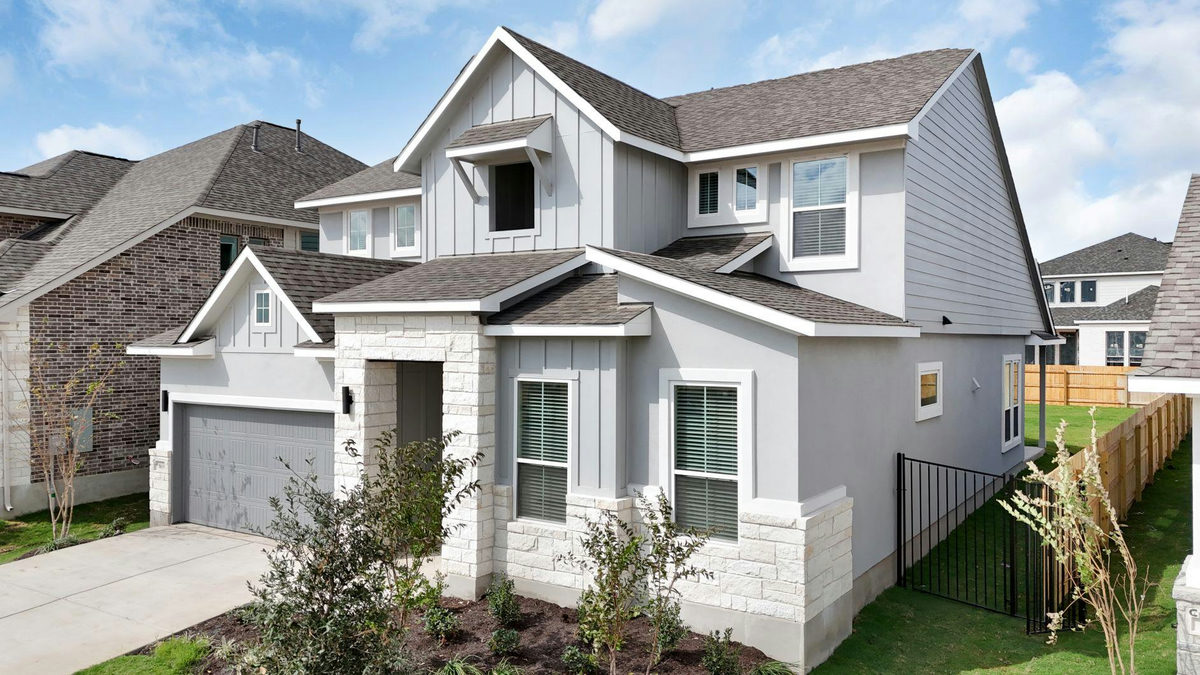 304 Borrego Bnd — exterior