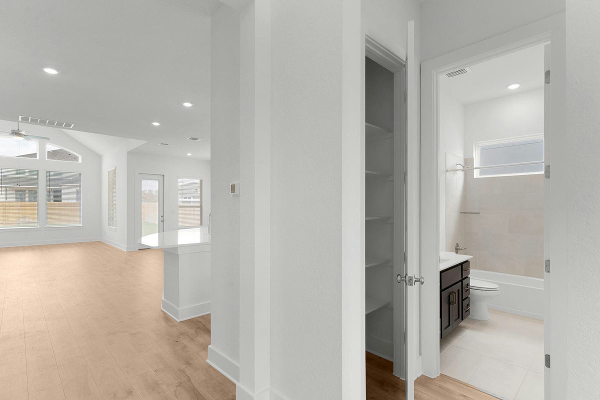 304 Borrego Bnd — photo 5