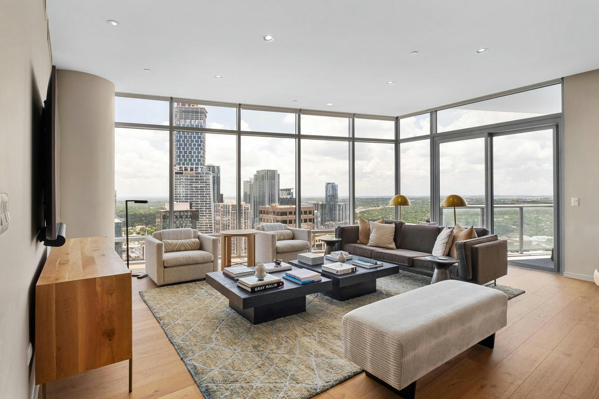 200 Congress Ave #37H — photo 2