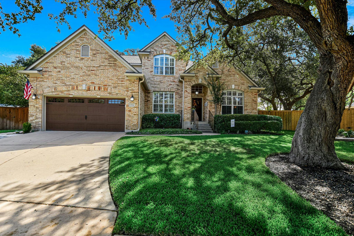 2704 Michelle Lynne Cv — photo 2