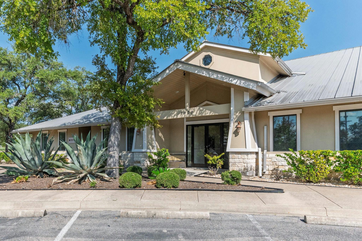 1907 Cypress Creek Rd #107 & 108 — exterior