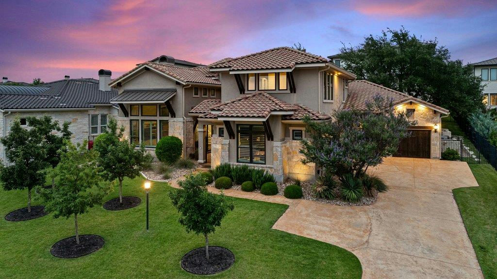 320 Bisset Ct — exterior