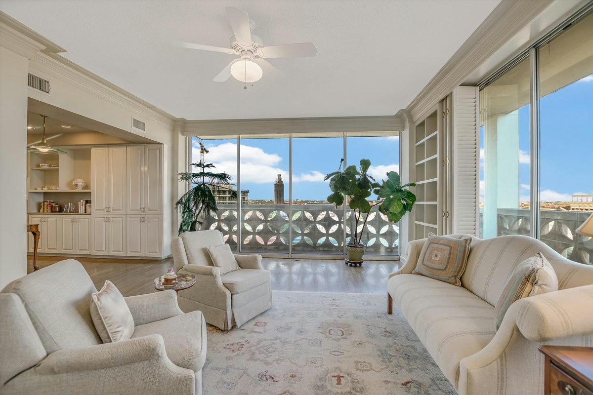 1801 Lavaca St #CDE — photo 5