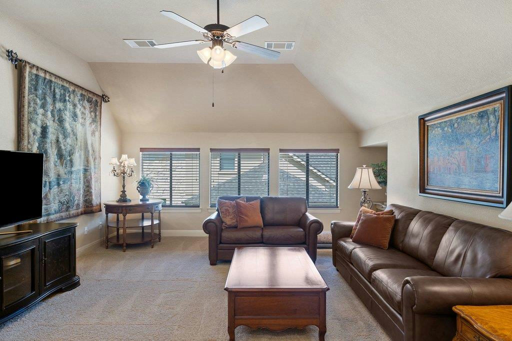 3806 Avery Woods Ln — photo 4