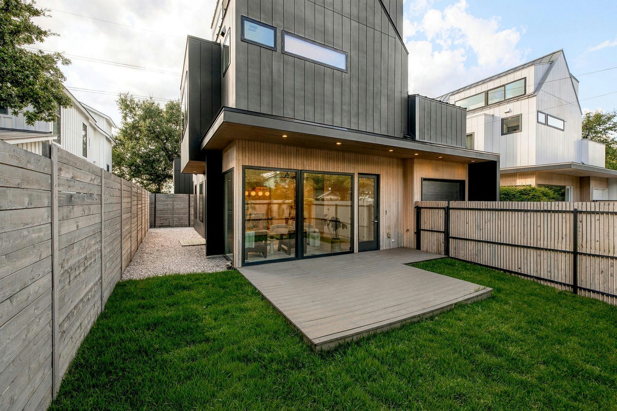 810 Theresa Ave #1 — photo 4