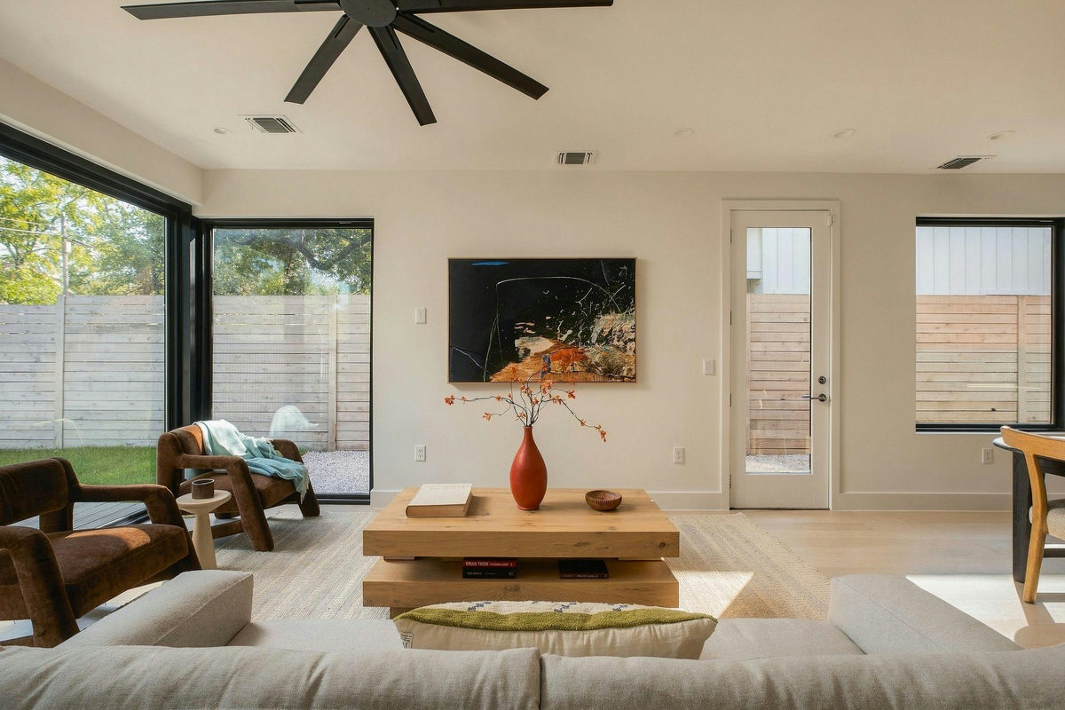 810 Theresa Ave #1 — photo 5
