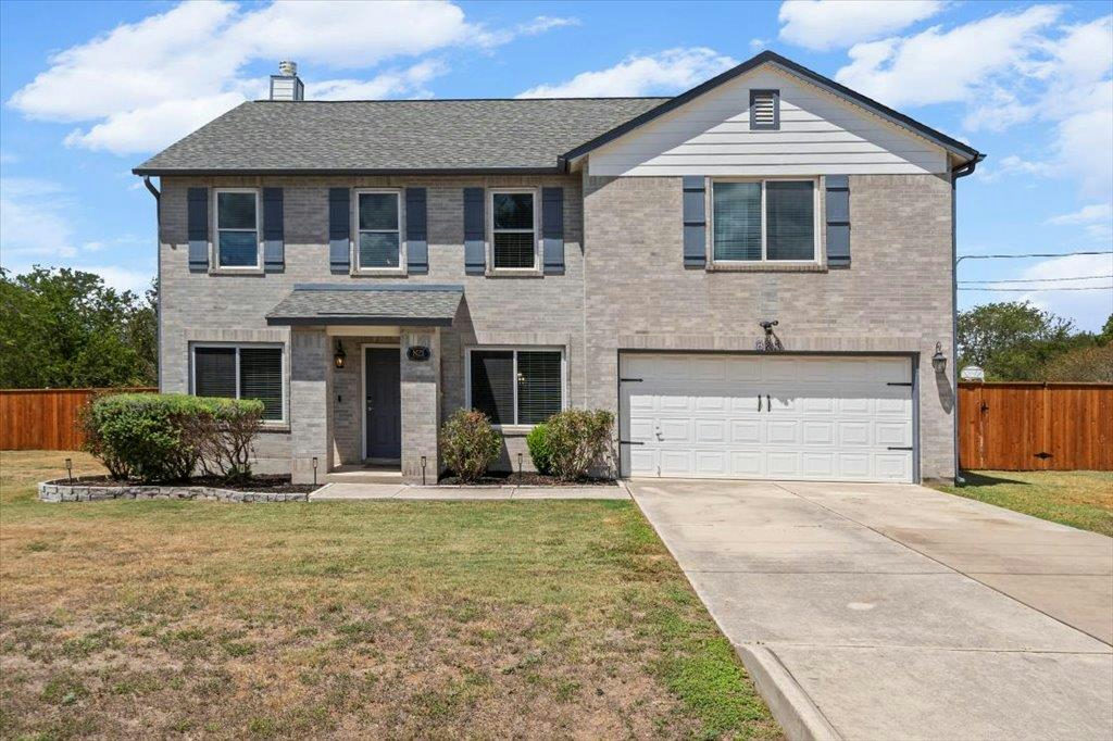 821 Bella Vista Cir — photo 2