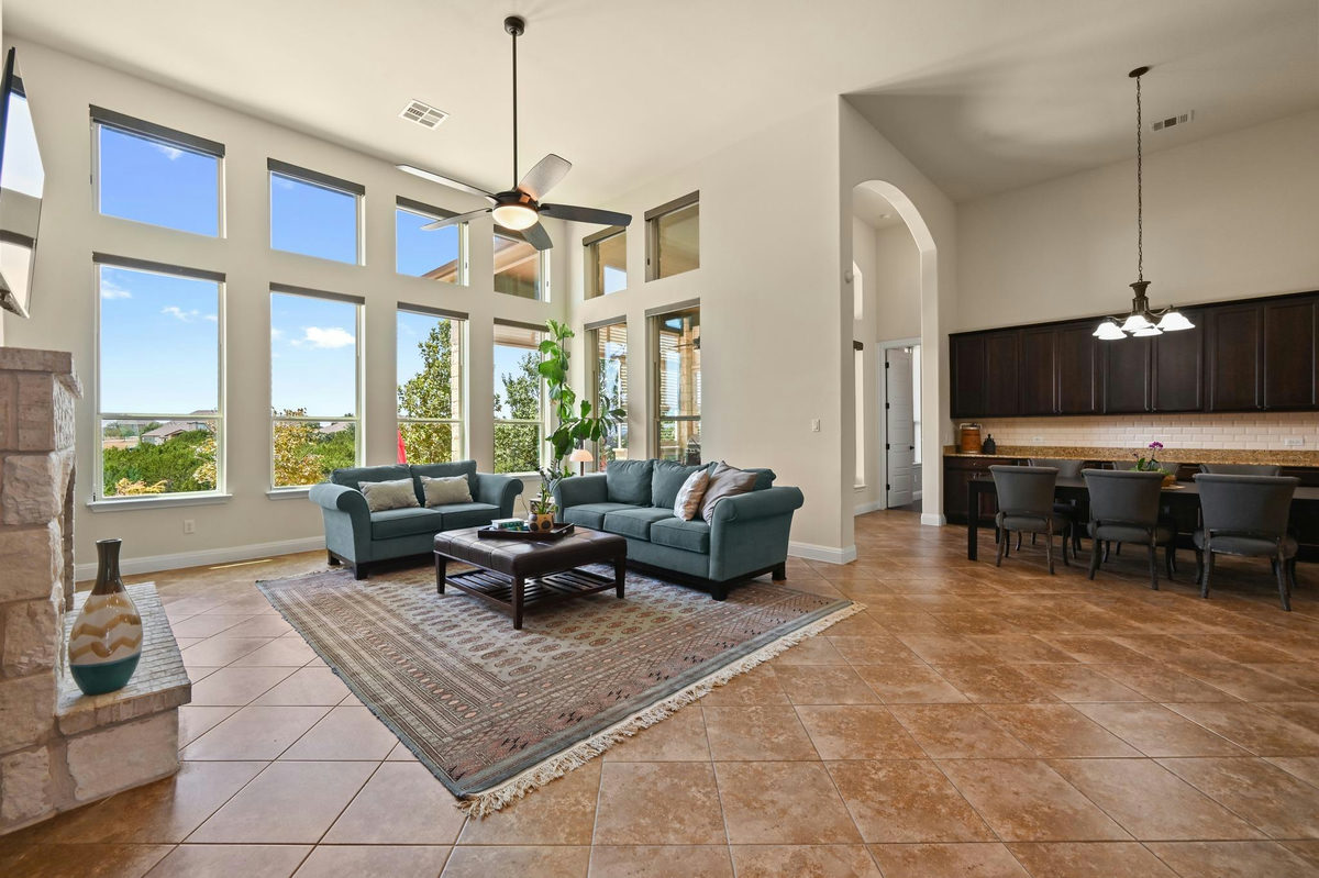 290 Honey Locust Ct — photo 4