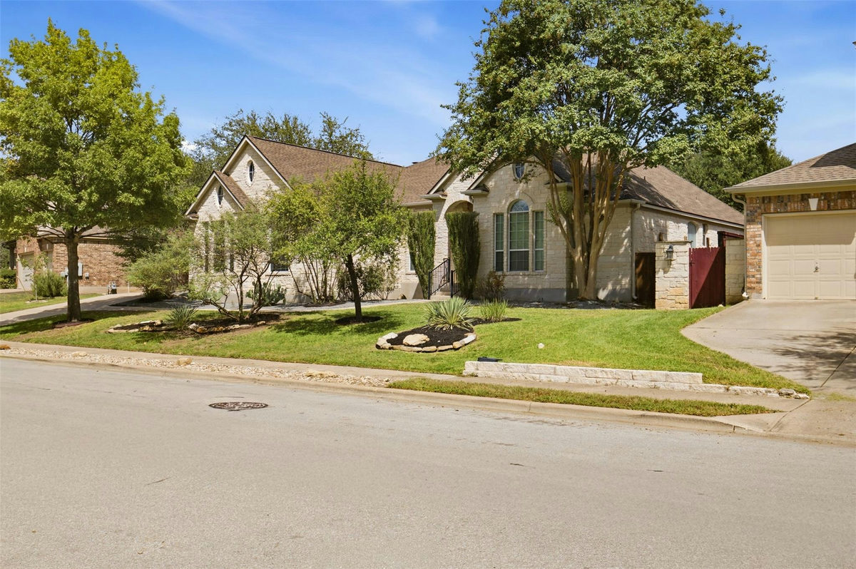 3004 Lombardi Way — photo 3