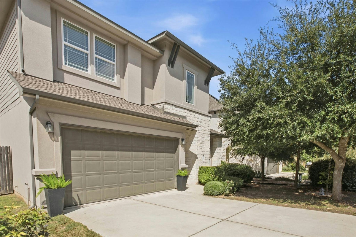 5208 Mandevilla Dr — photo 3