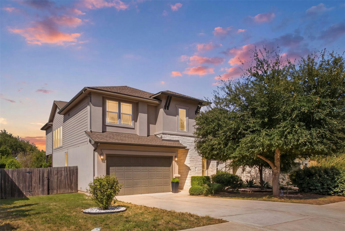 5208 Mandevilla Dr — exterior