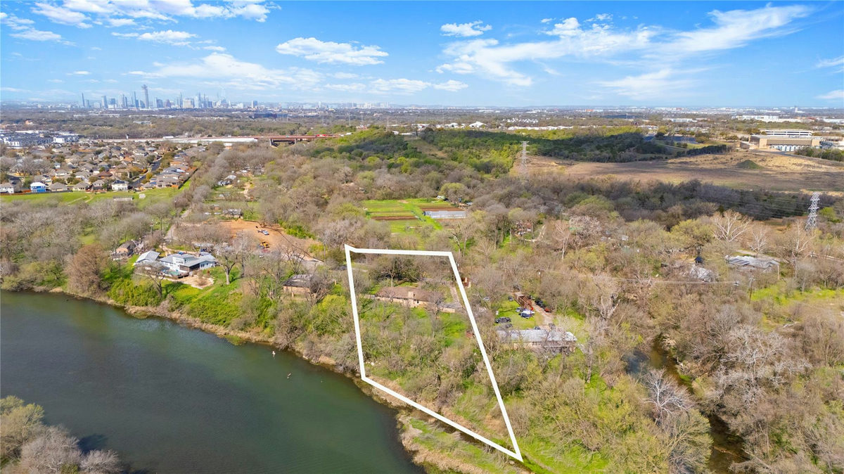 7705 Shelton Rd — exterior