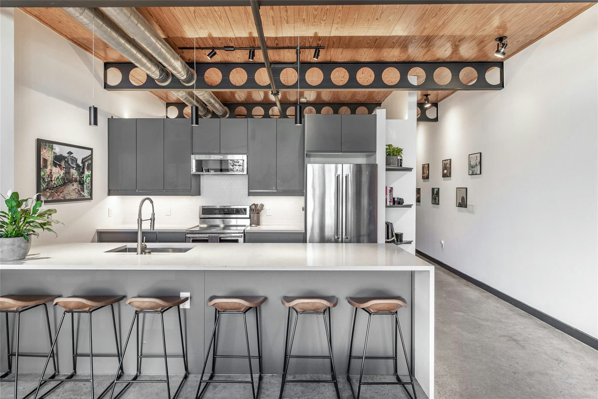 1401 Eva St #206 — photo 4