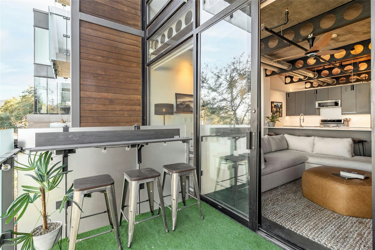 1401 Eva St #206 — photo 3