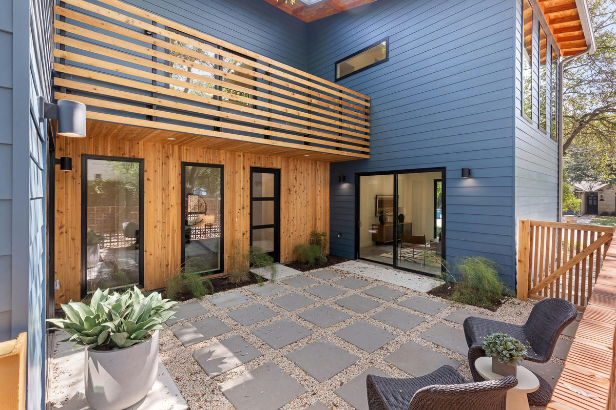 2308 S 2nd St #1 — exterior