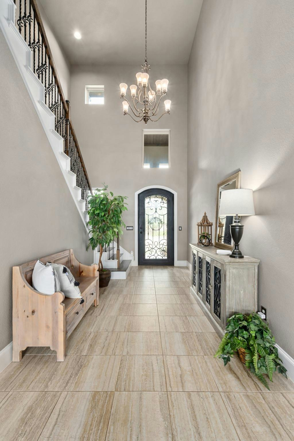2220 Quarry Loop — photo 4