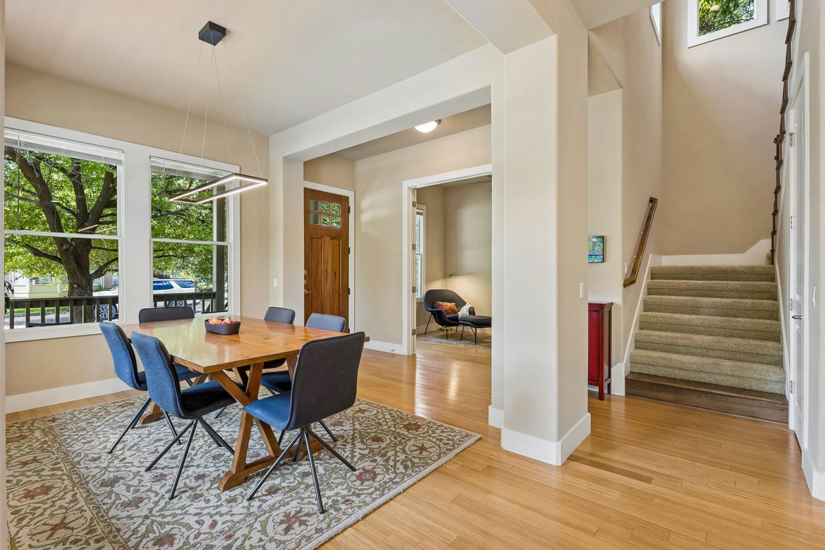 4401 Avenue C — photo 4