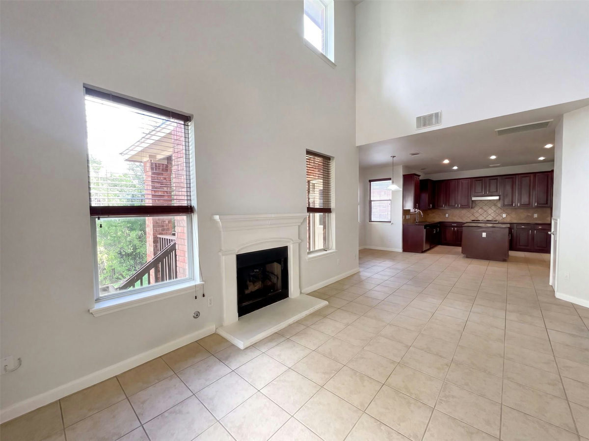 1014 Bretton Woods Dr — photo 3