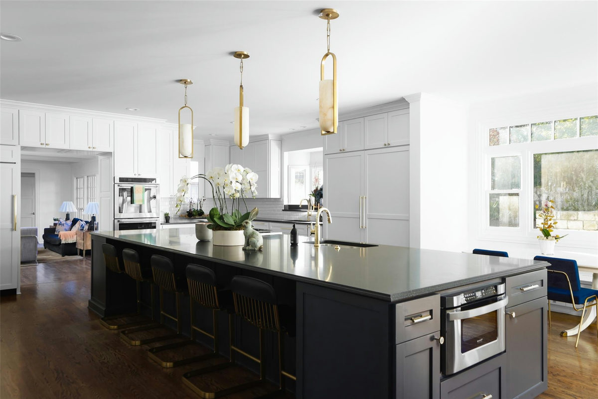 2604 Wooldridge Dr — photo 3