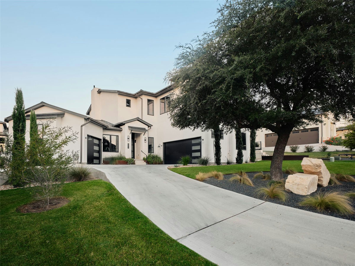 706 Crestone Stream Dr — photo 2