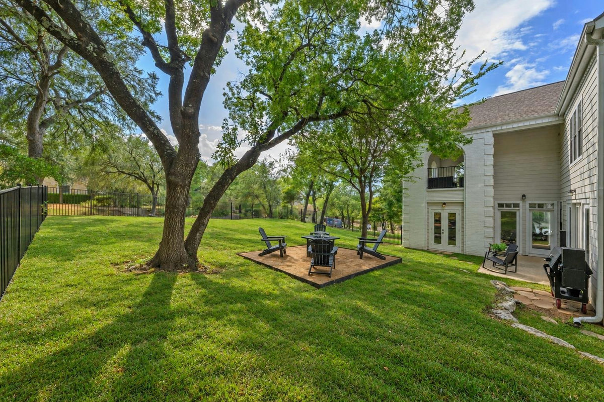 1603 Falcon Ledge Dr — photo 2