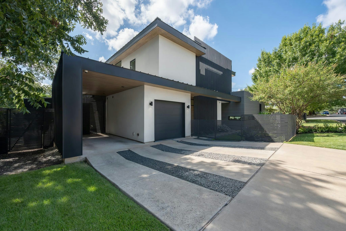 1107 Folts Ave — photo 5