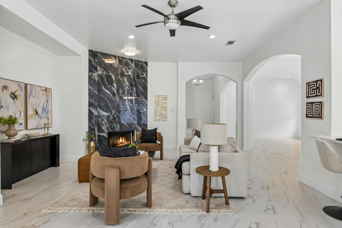 15232 Fernhill Dr — photo 3