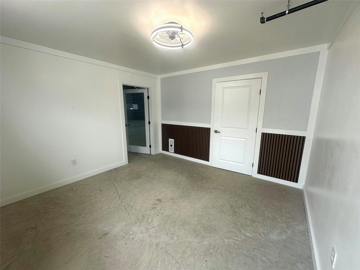 190 Ninety Four Ln — photo 2