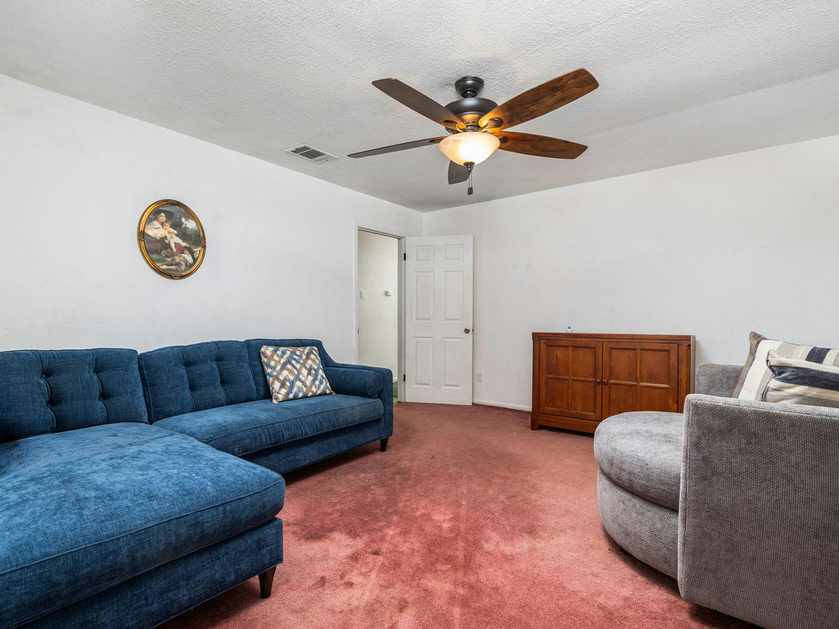 1501 County Road 421 — photo 4