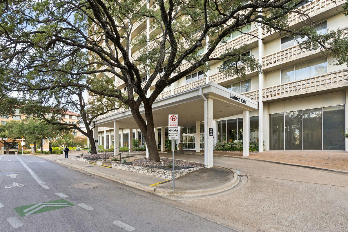 1801 Lavaca St #15M — exterior