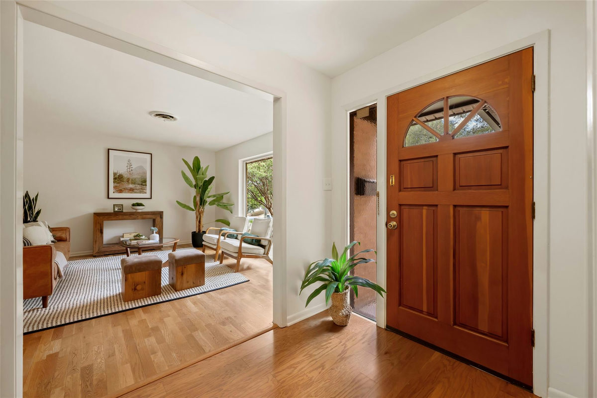 1721 Deerfield Dr — photo 4