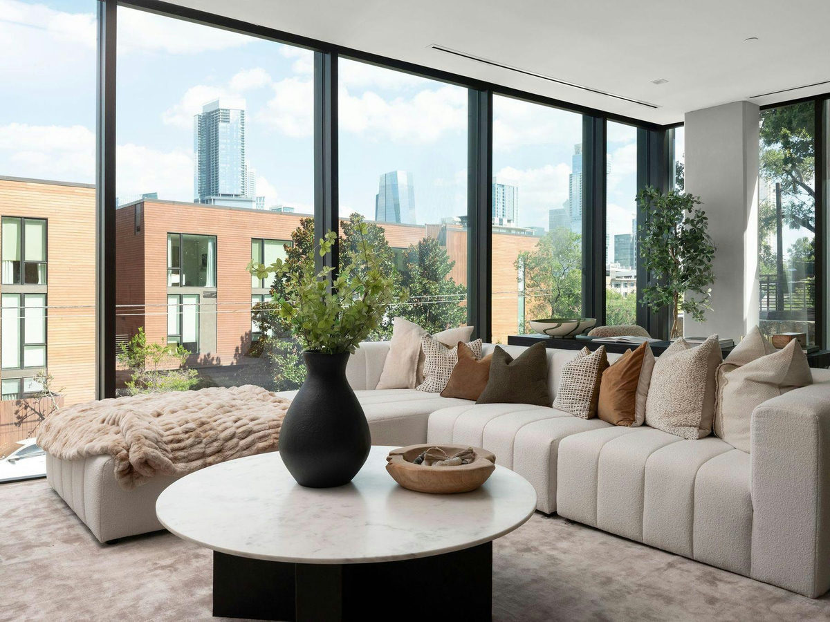 1006 Baylor St #201 — exterior