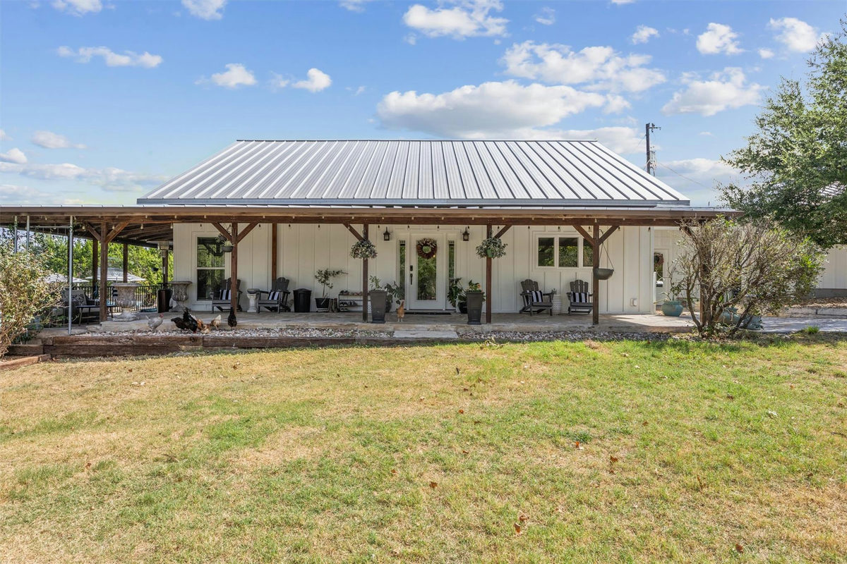 2150 County Road 282 — exterior