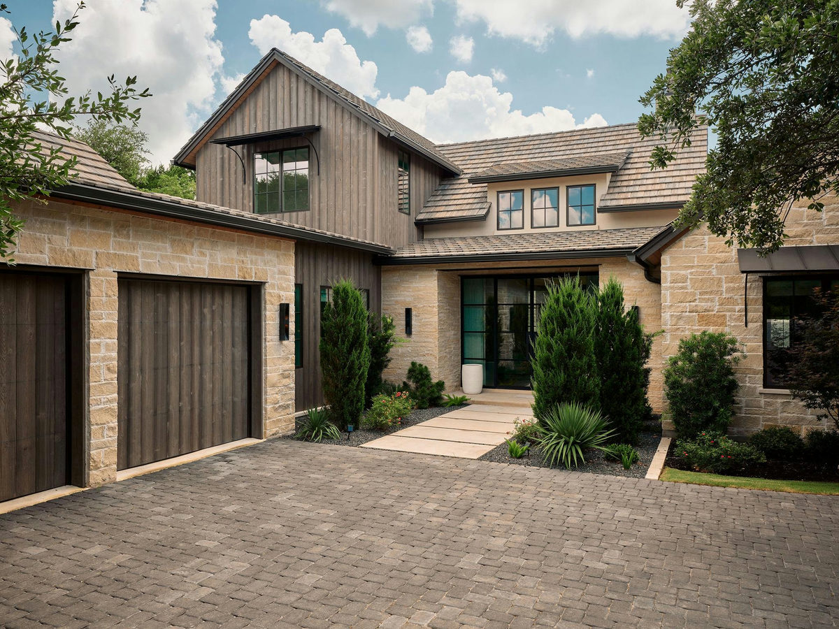 4320 Amarra Dr — photo 2