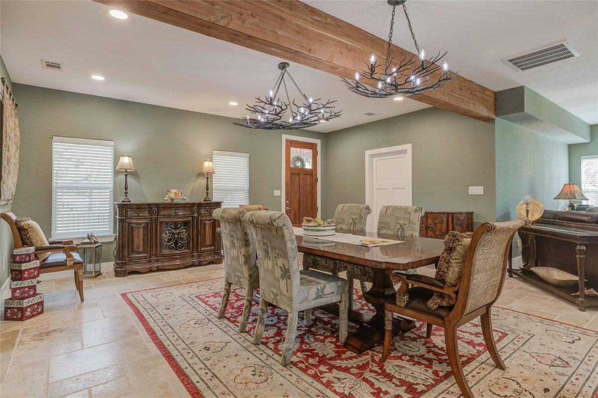 7917 Forest View Dr — photo 2