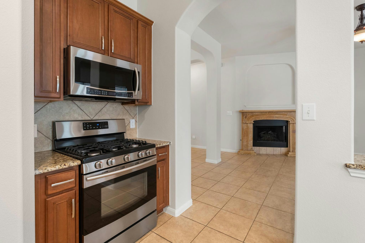 7405 Brecourt Manor Way — photo 4