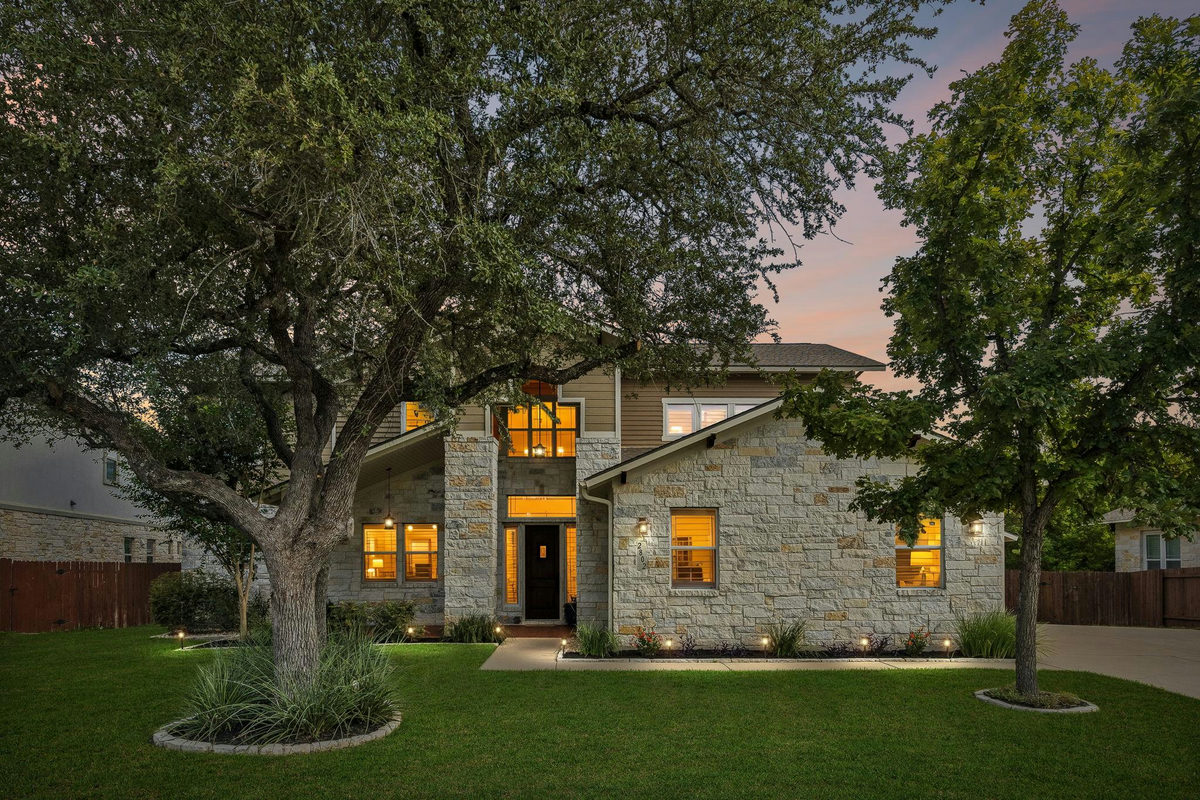 2802 Grand Oaks Loop — exterior