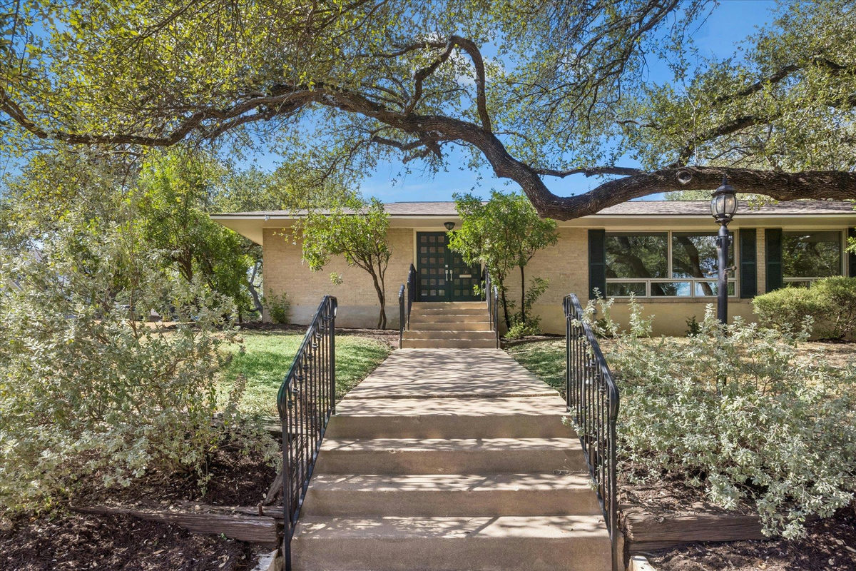 5900 Overlook Dr — photo 2