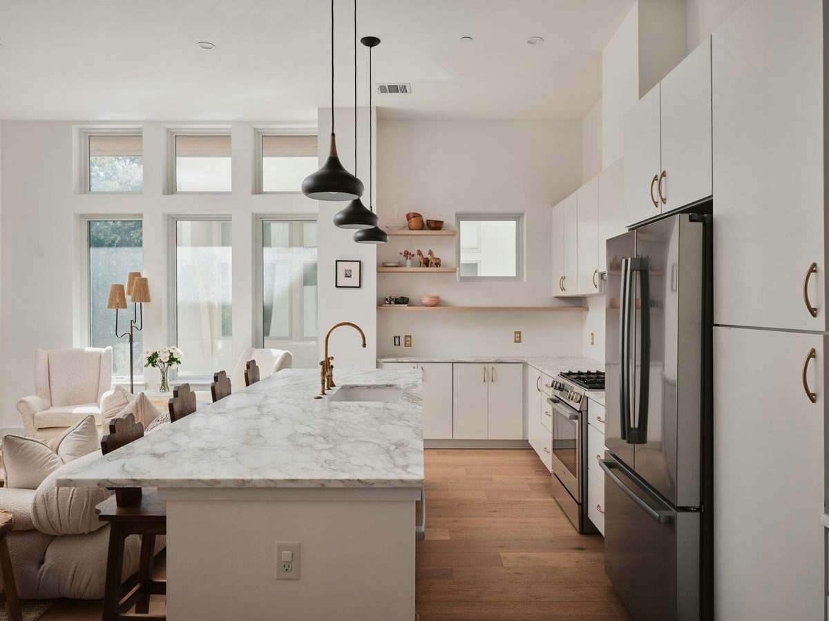 2300 Enfield Rd #306 — photo 3