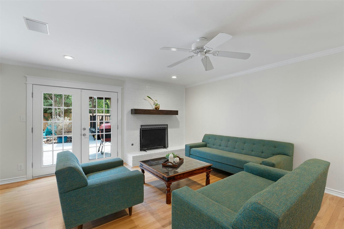 8605 Primrose Ln — photo 4