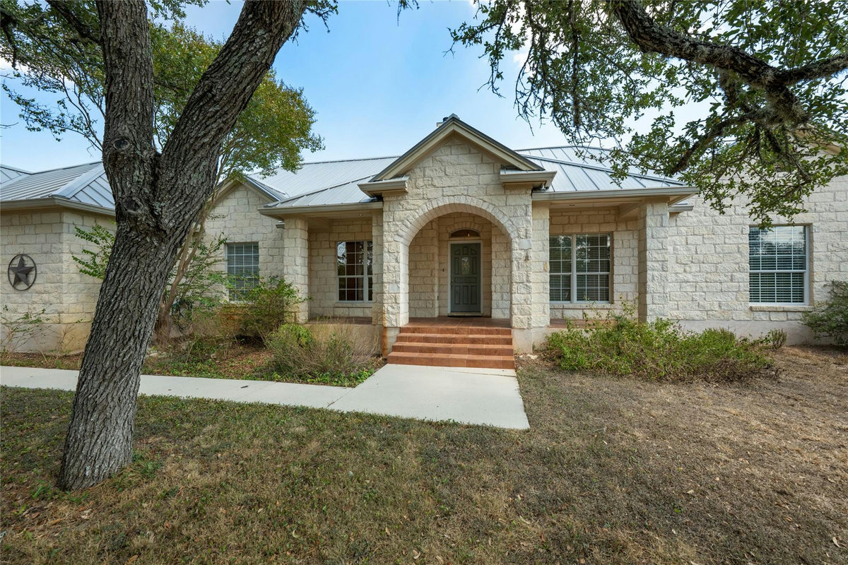 1211 Quail Ridge Dr — exterior