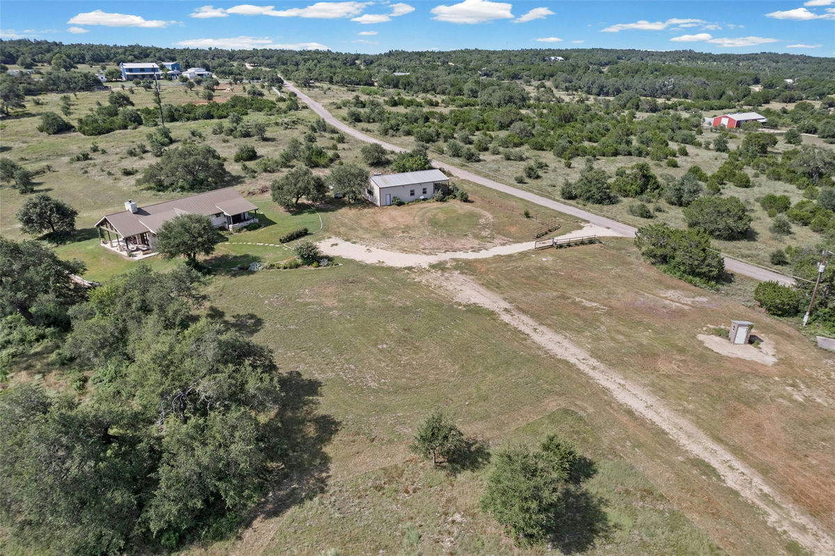 1090 FM 32 — photo 3