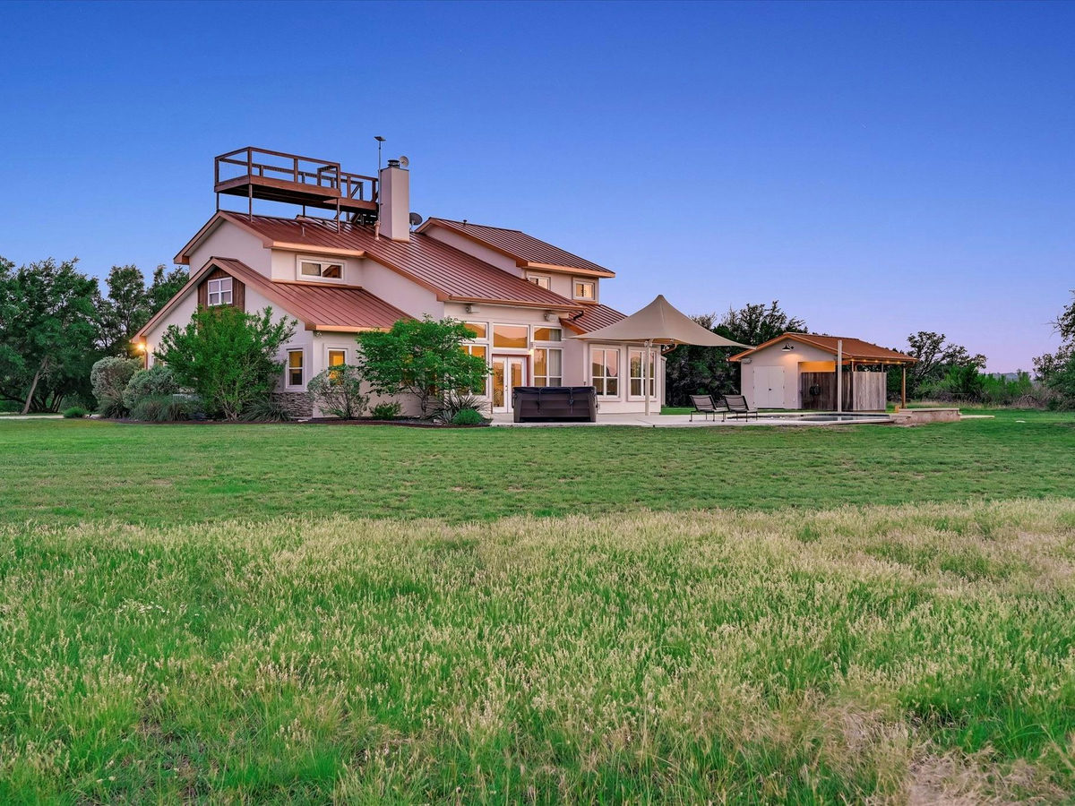 312 Paleface Point Dr — photo 3