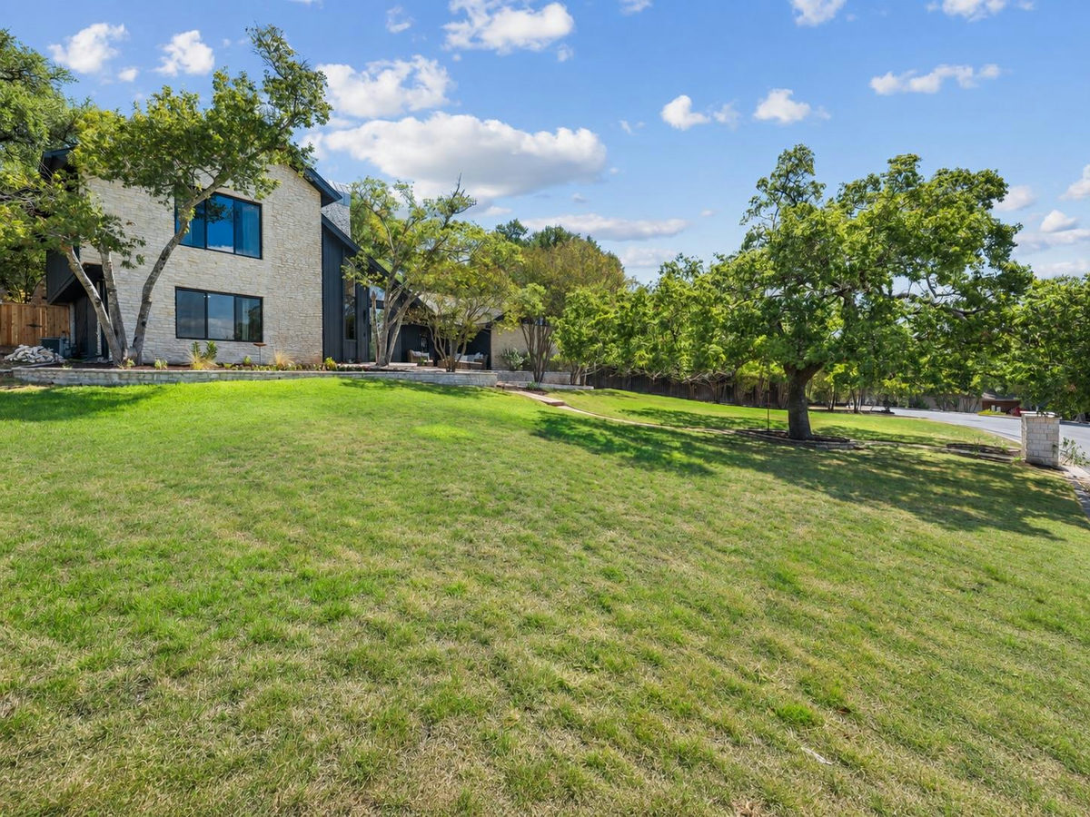 2308 Cypress Pt E — photo 3