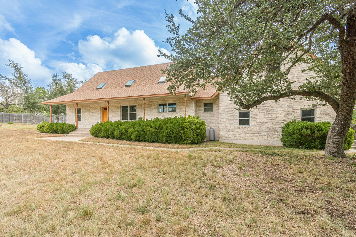 15 Tall Oaks Trl — exterior