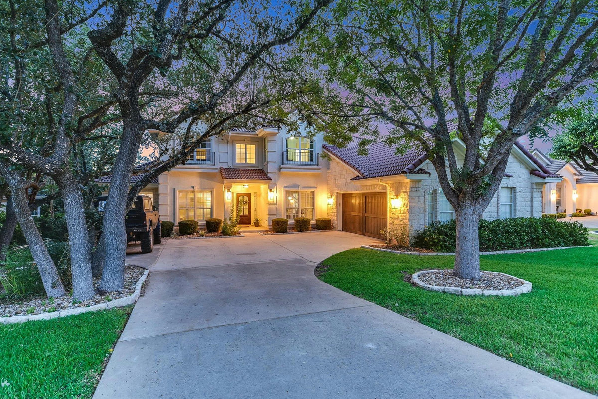 43 LOST MEADOW Trl — exterior