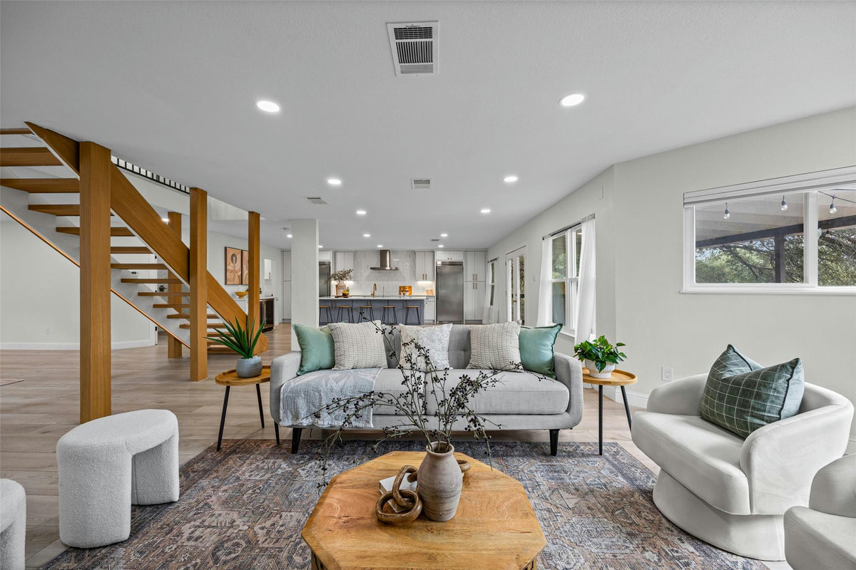 8309 Pompano Cv — exterior