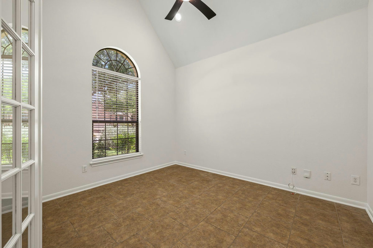 12609 Calistoga Way — photo 4