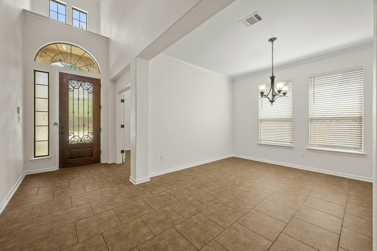 12609 Calistoga Way — photo 2