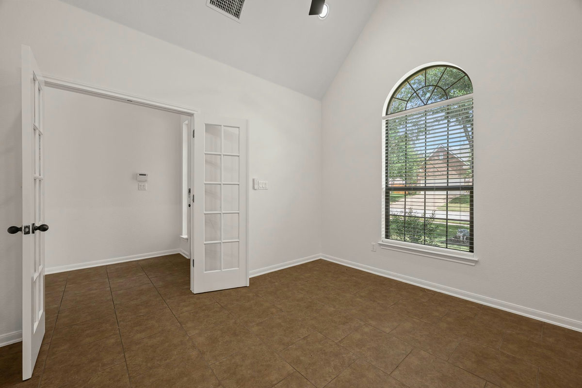 12609 Calistoga Way — photo 5